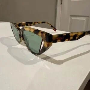 Fendi | Accessories | Fendi Fe4009 55q Tortoise Sunglasses 